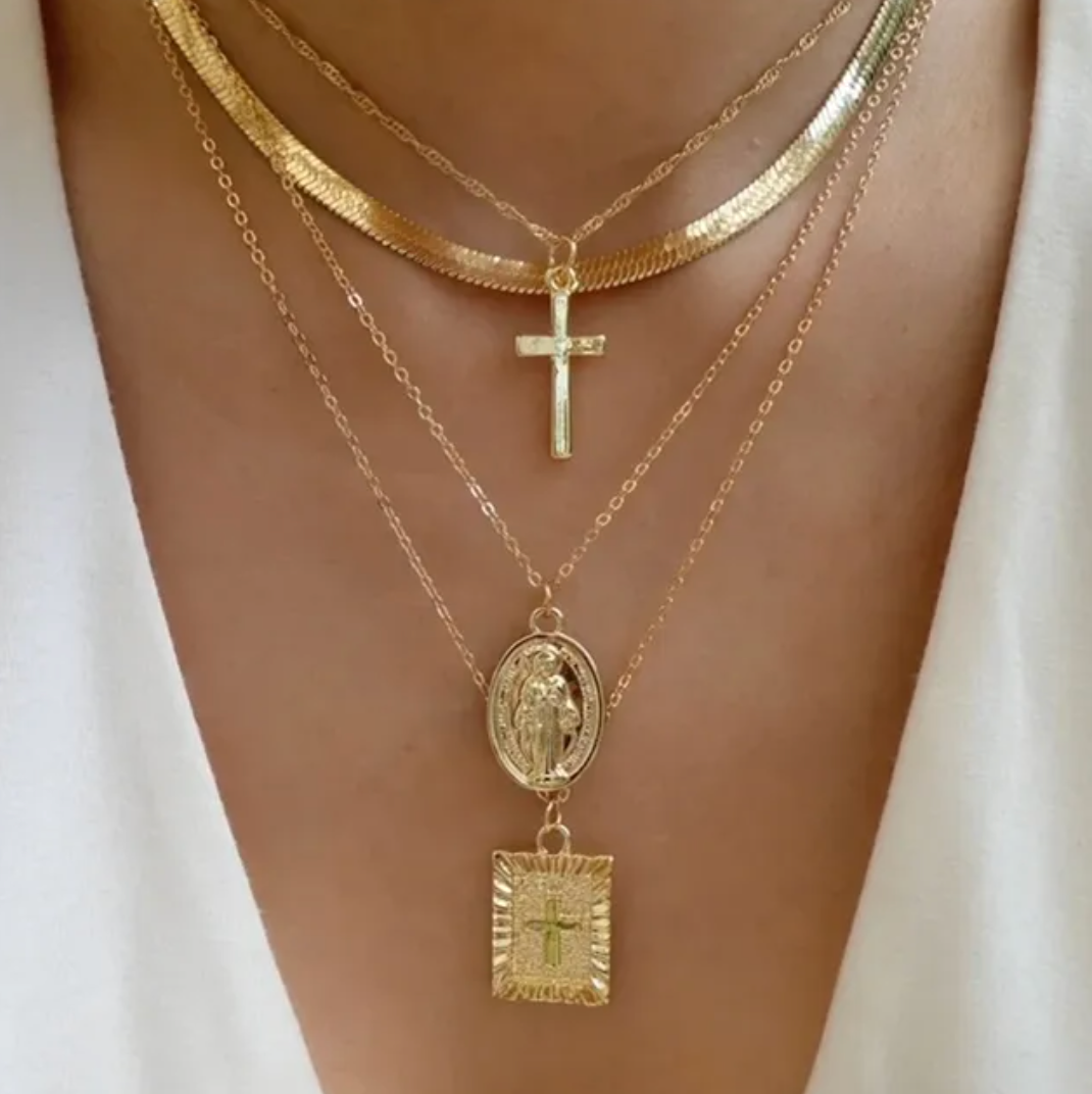 Set of 4 18K Gold Necklaces with Choker and Cross
