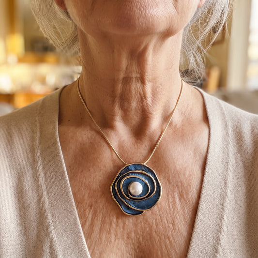 Blue Elegance Pearl Necklace
