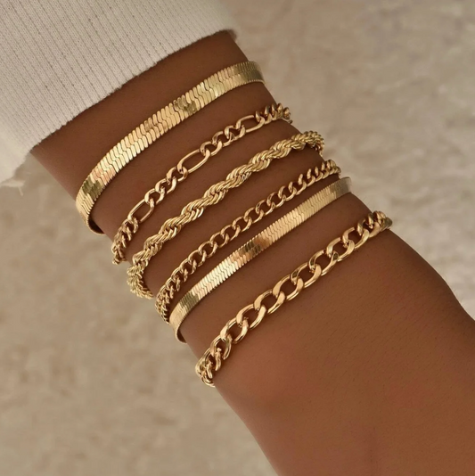 Set Gold Bracelets with Different Chain Styles