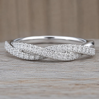 Luxury Twist Zirconia Ring