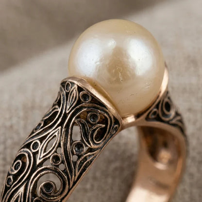 Timeless Vintage Pearl Gold Ring