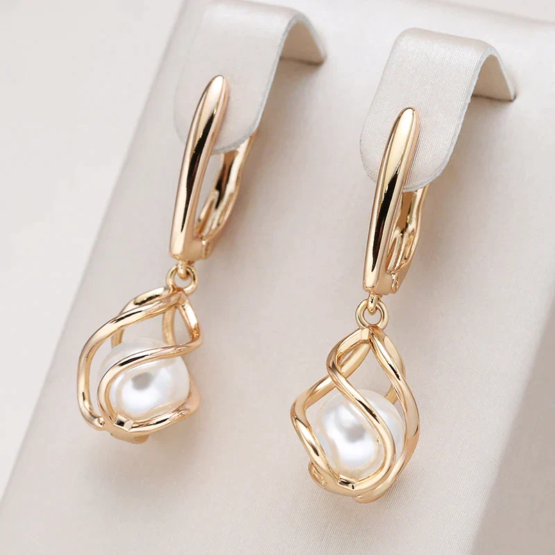 Elegant Pearl Gold Earrings
